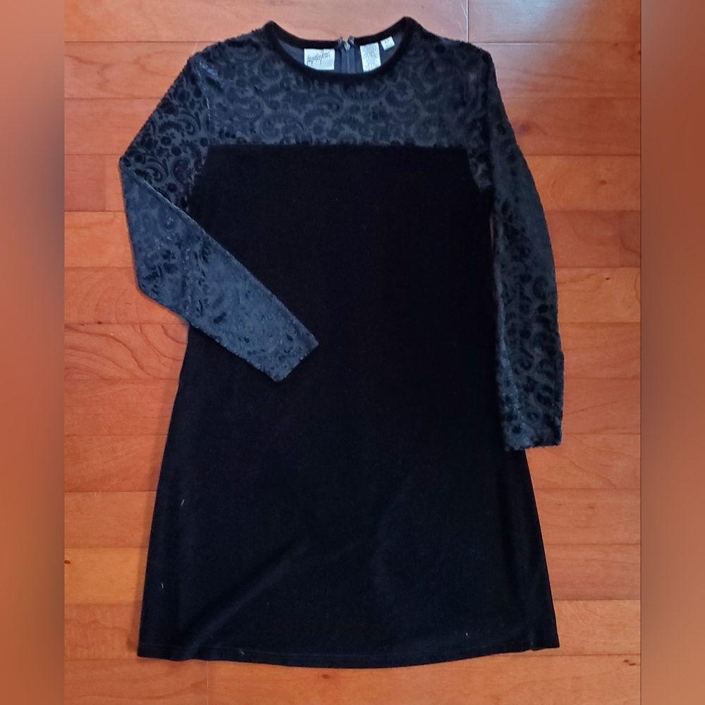Elegant Black Long Sleeve Dress 6P